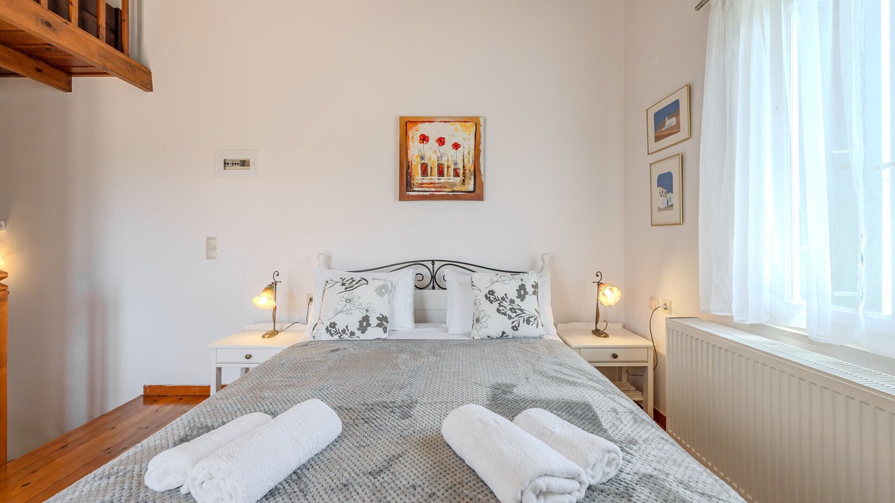 Photo of Bedroom in Douliana