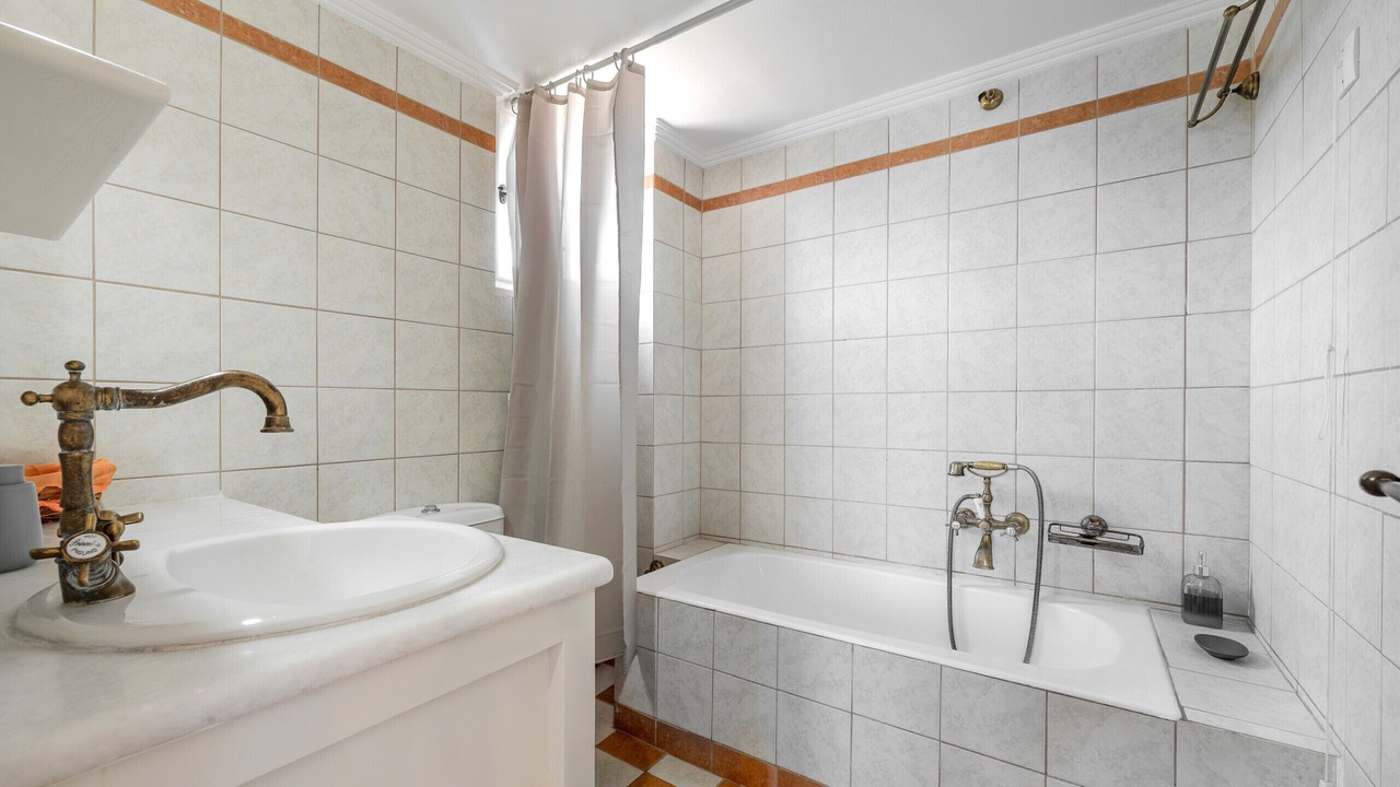 Photo of Bathroom in Douliana
