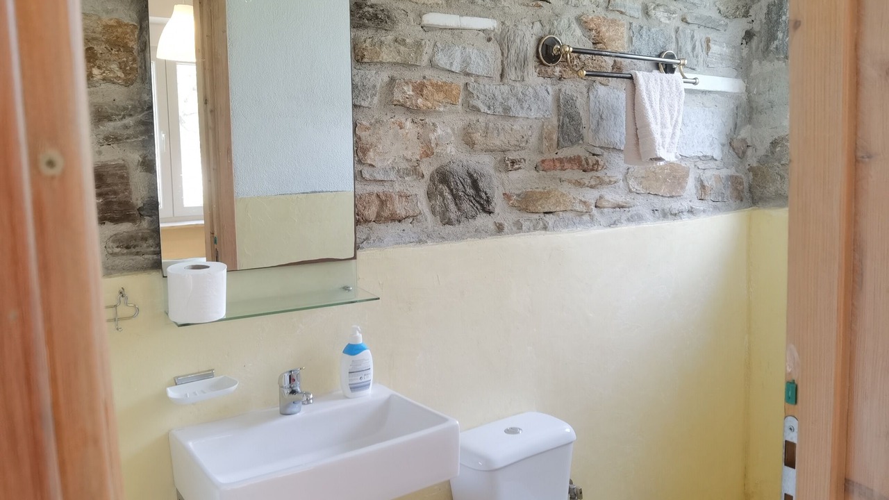 Photo of Bathroom in Megalos Prinos