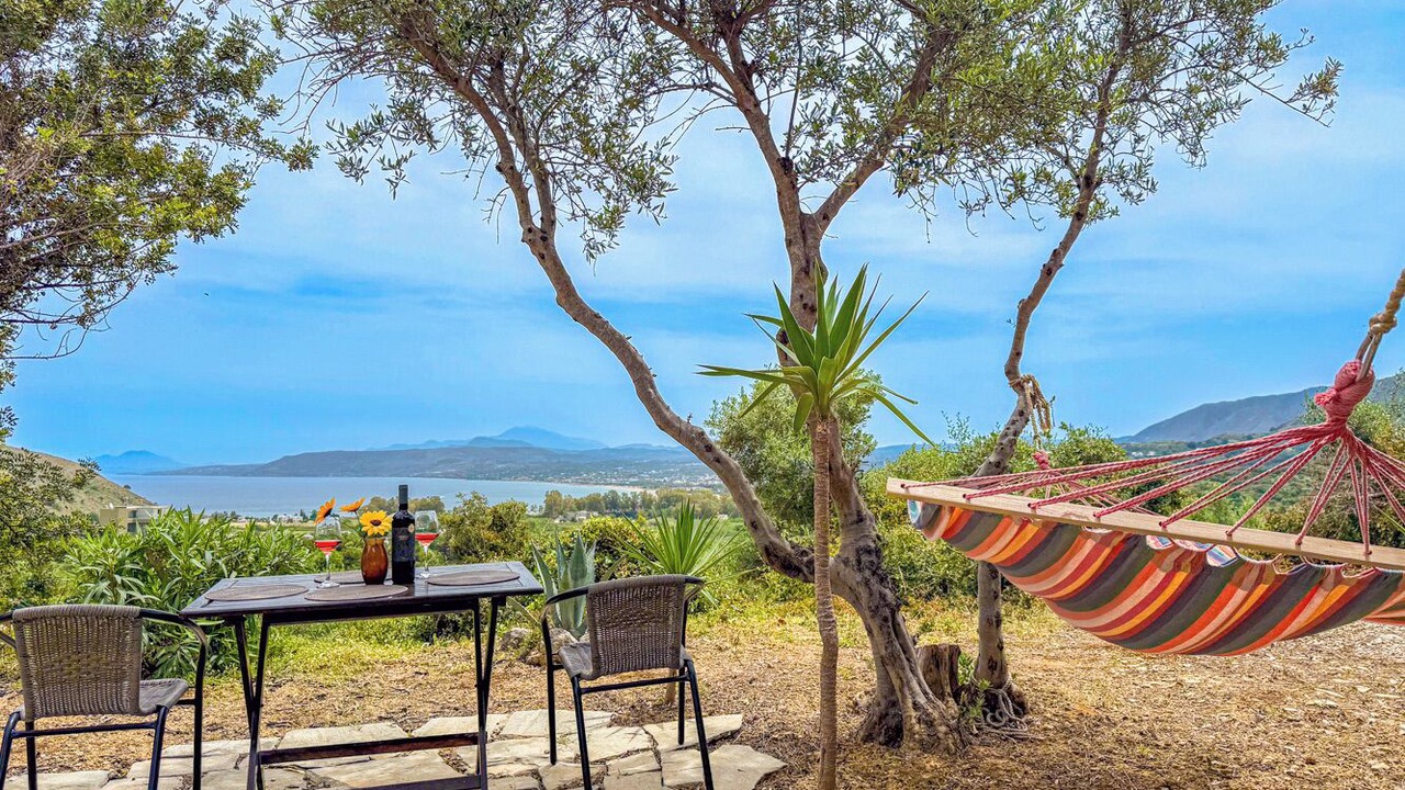 Photo of Outdoor in Exopoli