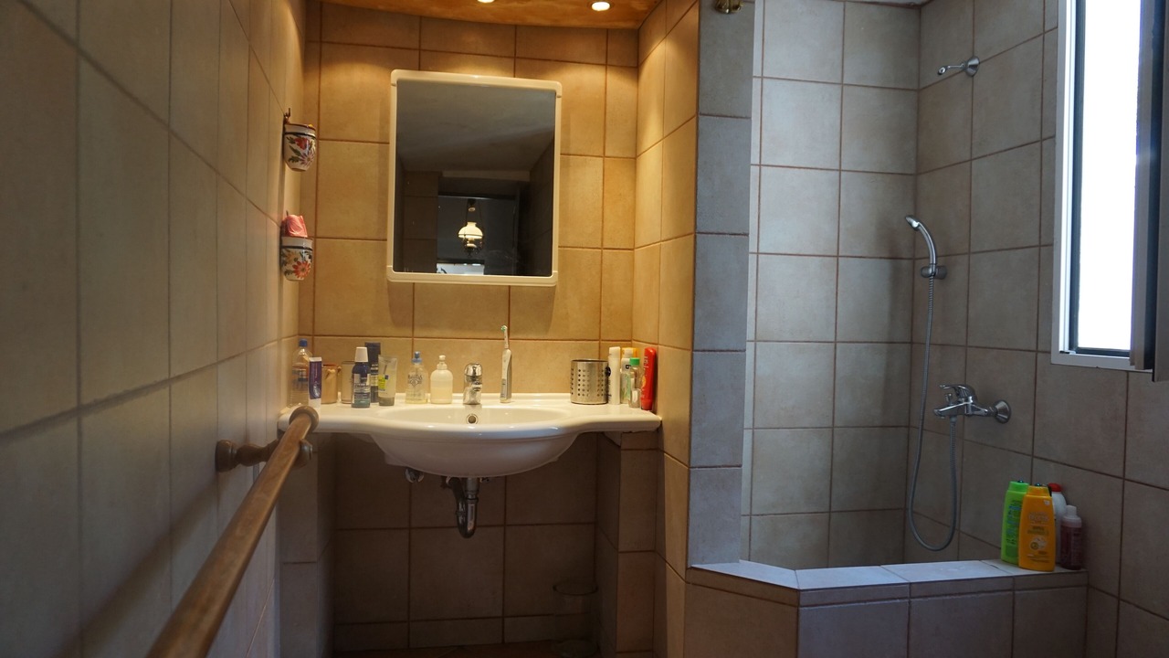 Photo of Bathroom in Sifnos