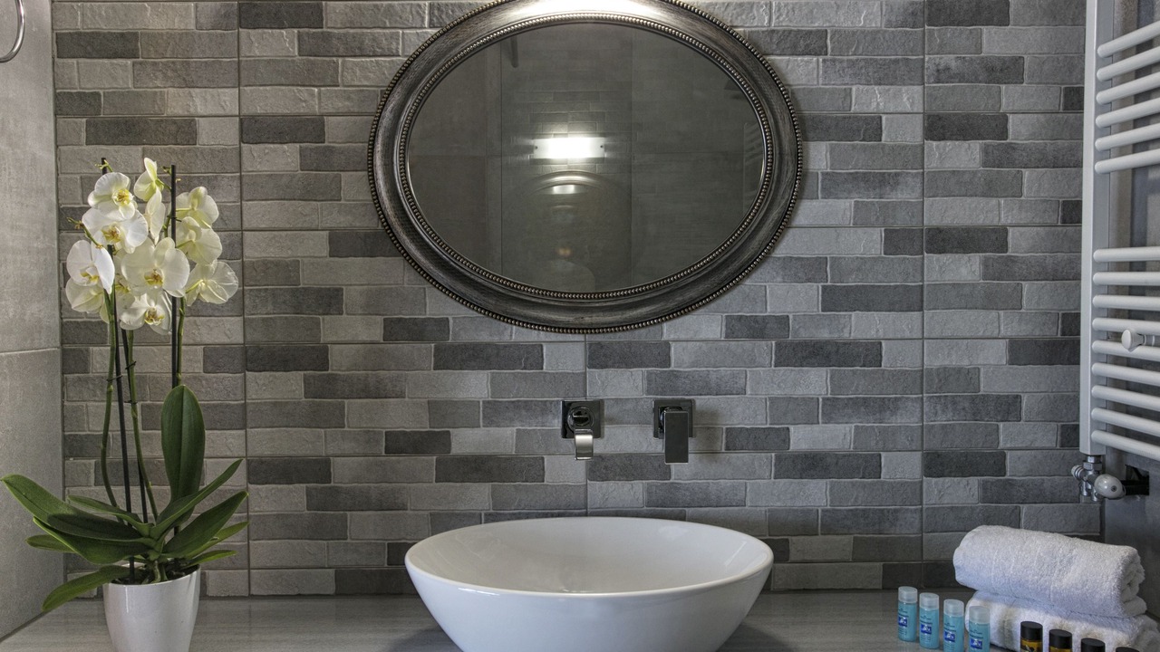 Photo of Bathroom in Volos City Centre