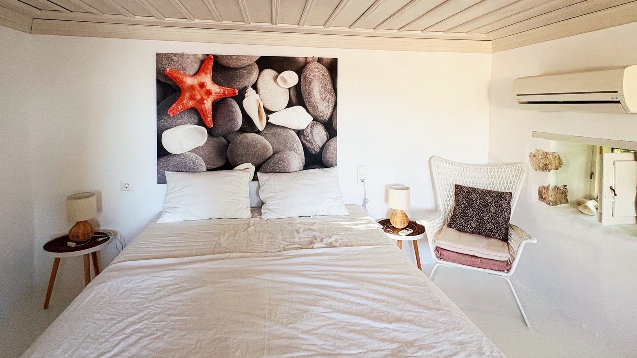 Photo of Bedroom in Patmos
