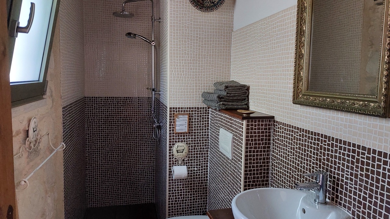 Photo of Bathroom in Kalivitis