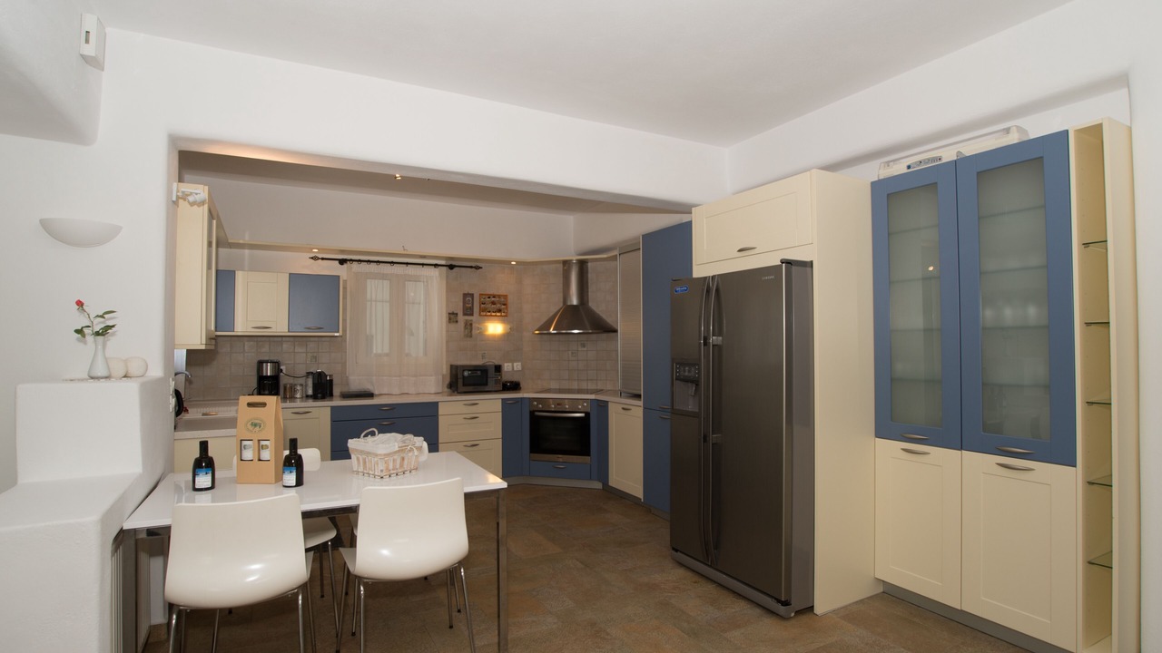 Photo of Kitchen in Paros