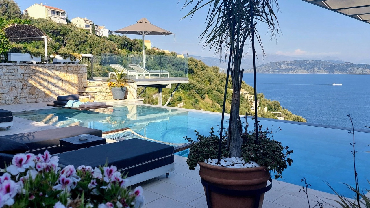 Photo of Outdoor in Kentroma