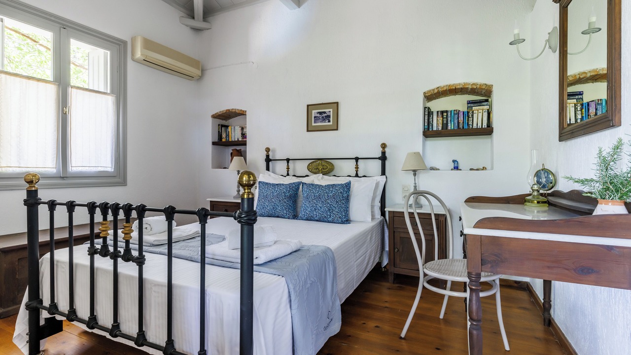Photo of Bedroom in Skopelos