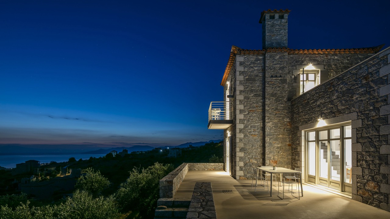 Photo of Patio Balcony in Lefktron