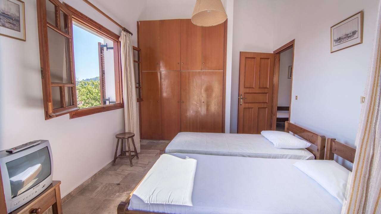 Photo of Bedroom in Poros