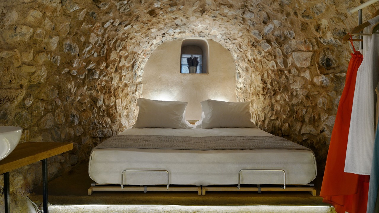 Photo of Bedroom in Lefktron