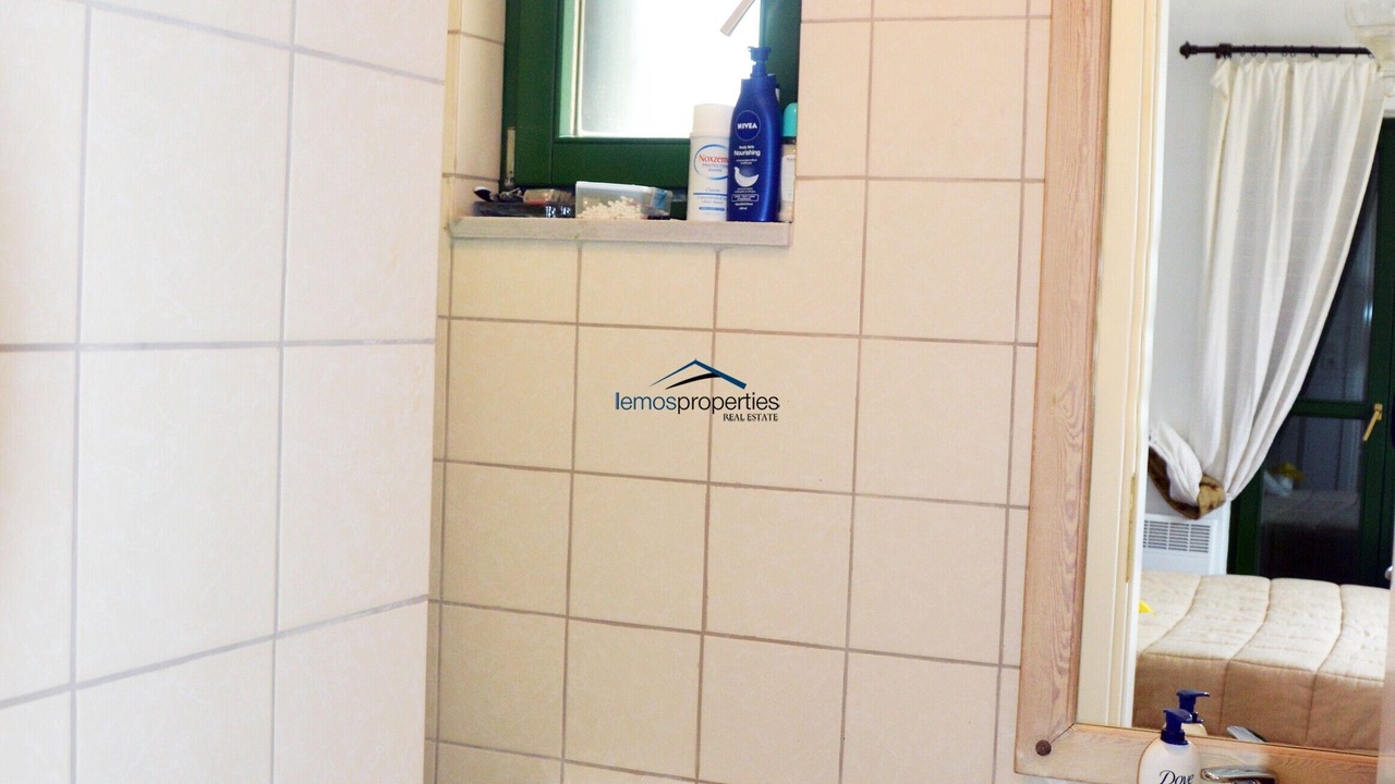 Photo of Bathroom in Kea