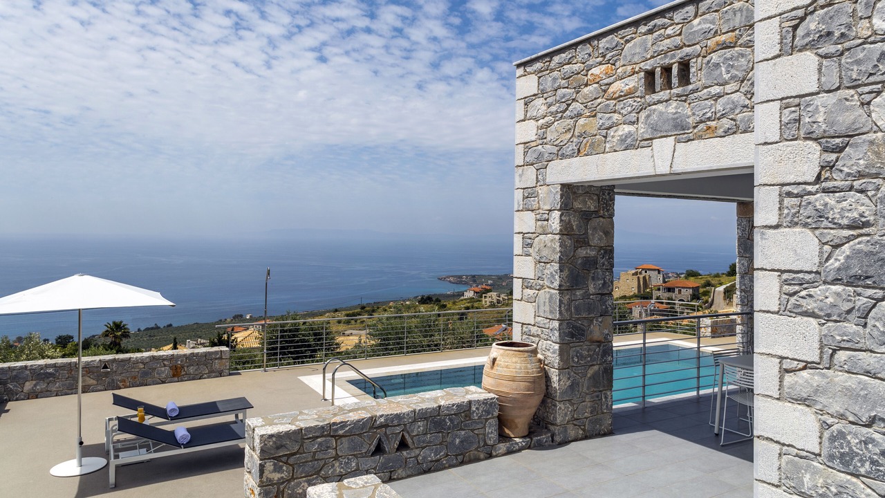Photo of Patio Balcony in Lefktron