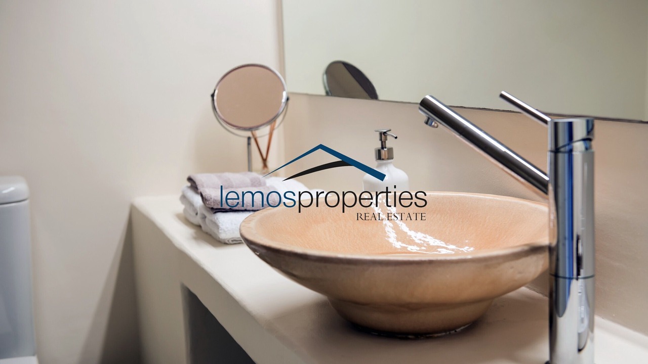 Photo of Bathroom in Kea