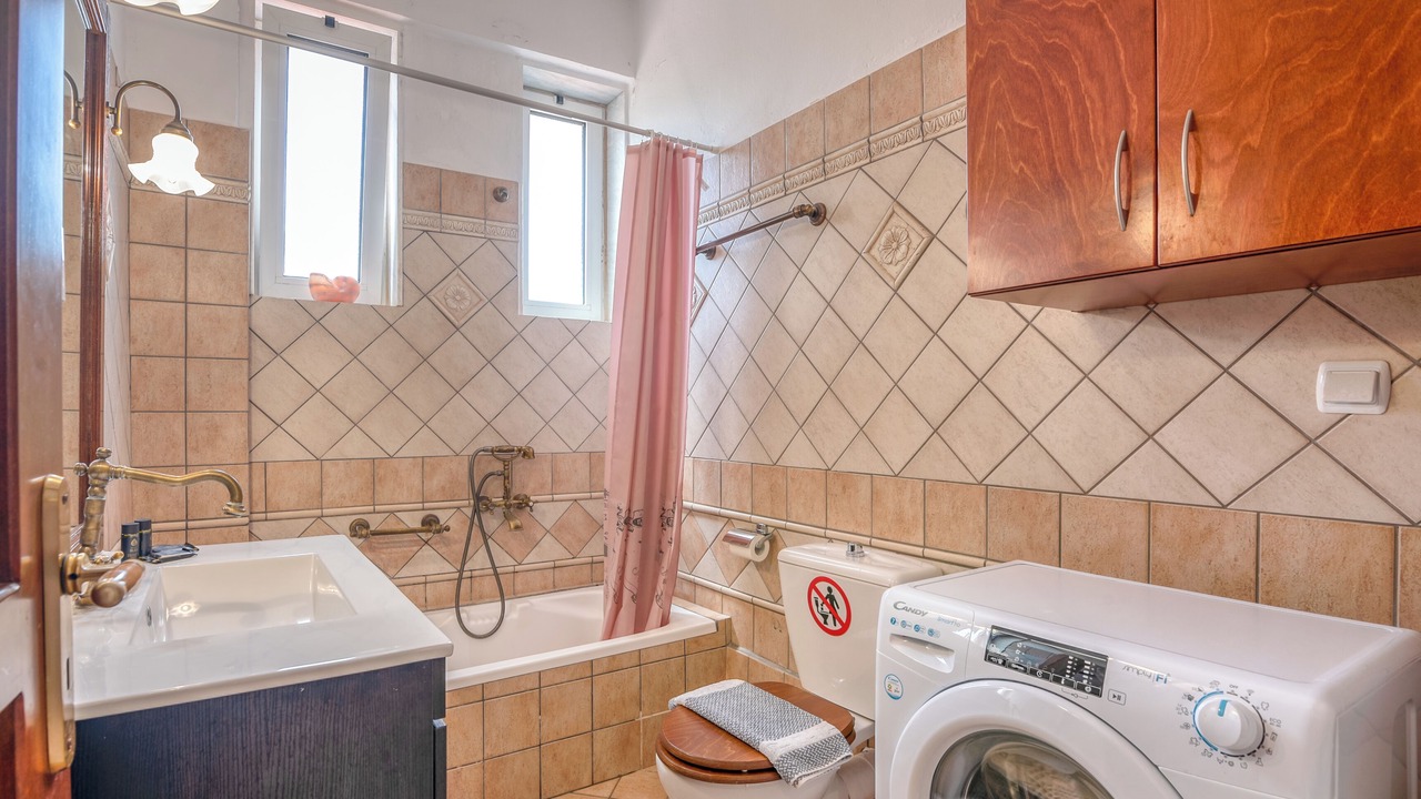 Photo of Bathroom in Kotsiana