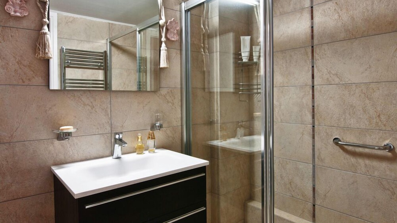Photo of Bathroom in Thissio