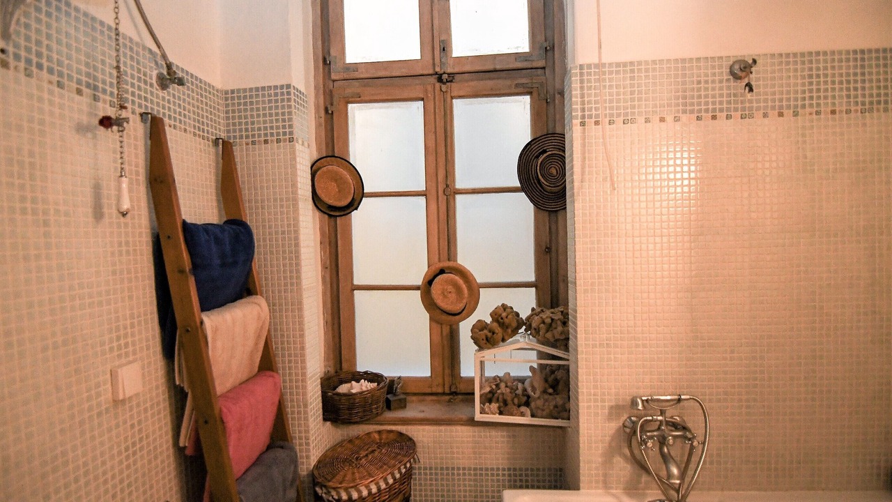 Photo of Bathroom in Ermoupoli