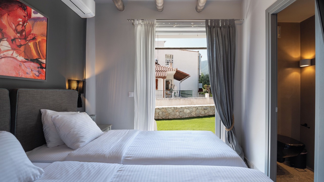 Photo of Bedroom in Tiros