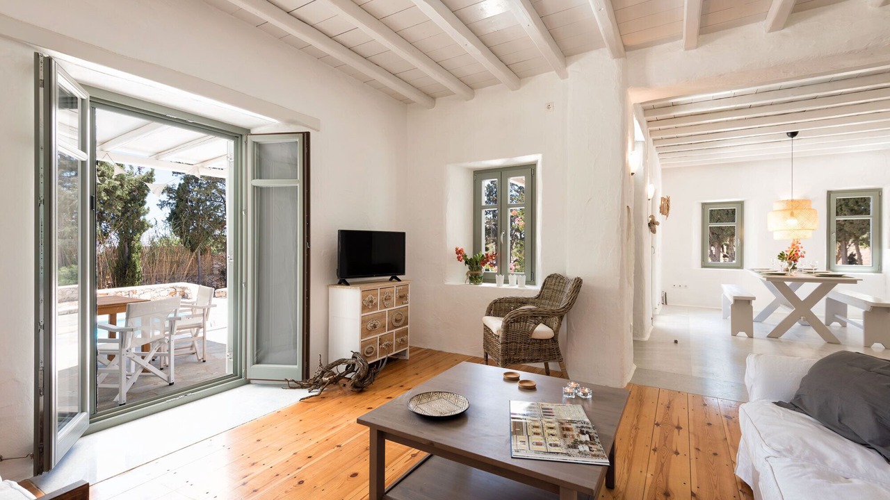 Photo of Livingroom in Drios