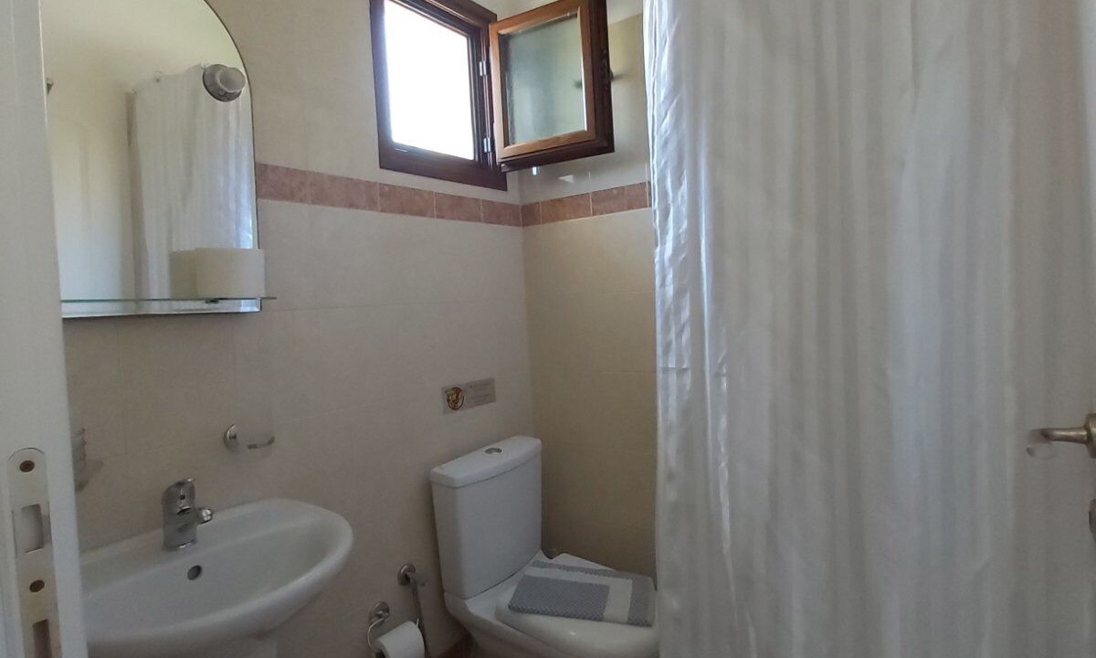Photo of Bathroom in Skoutari