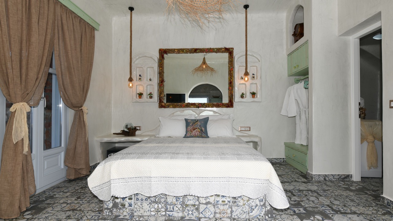 Photo of Bedroom in Imerovigli