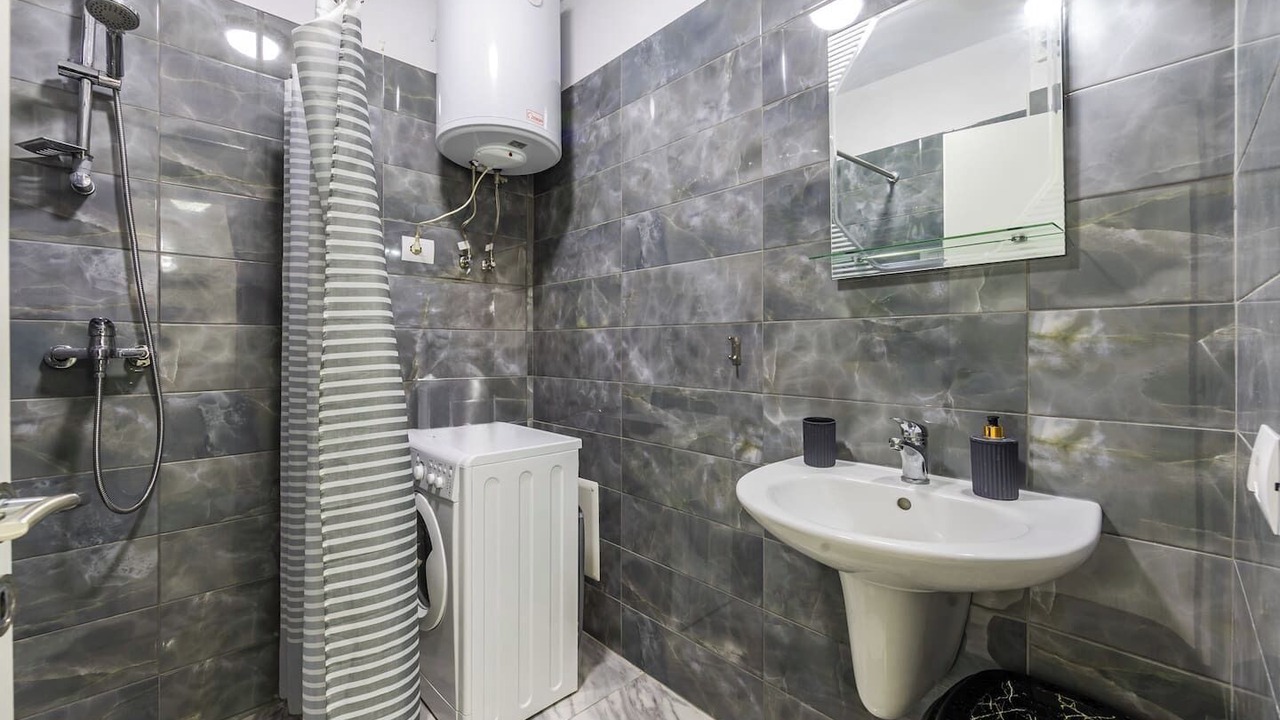 Photo of Bathroom in Shengjin