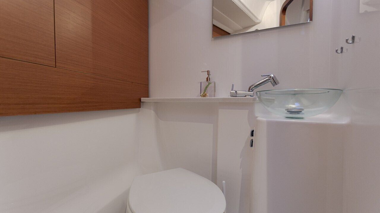 Photo of Bathroom in Mytikas