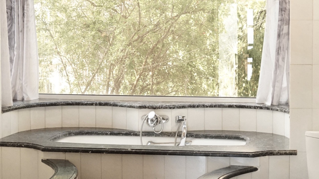 Photo of Bathroom in Saronikos