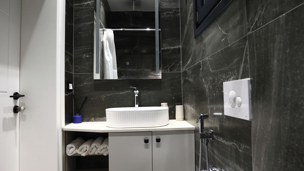 Photo of Bathroom in Qerek