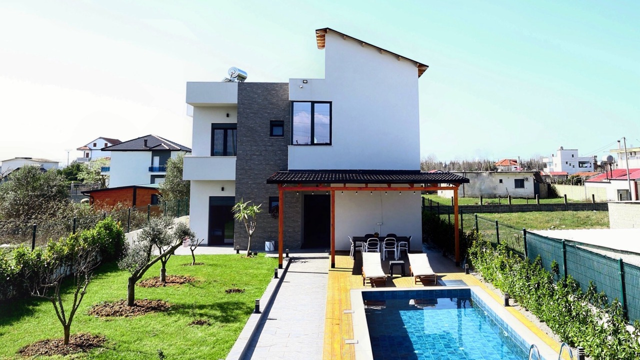 Photo of Outdoor in Qerek