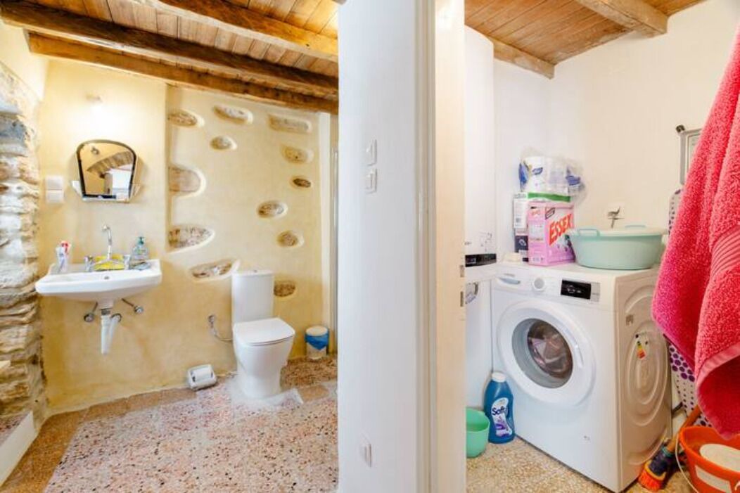 Photo of Bathroom in Aperathos
