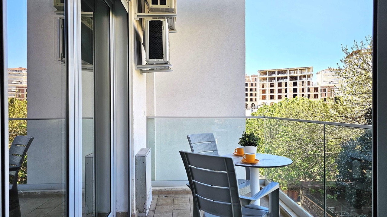 Photo of Patio Balcony in Kodrra