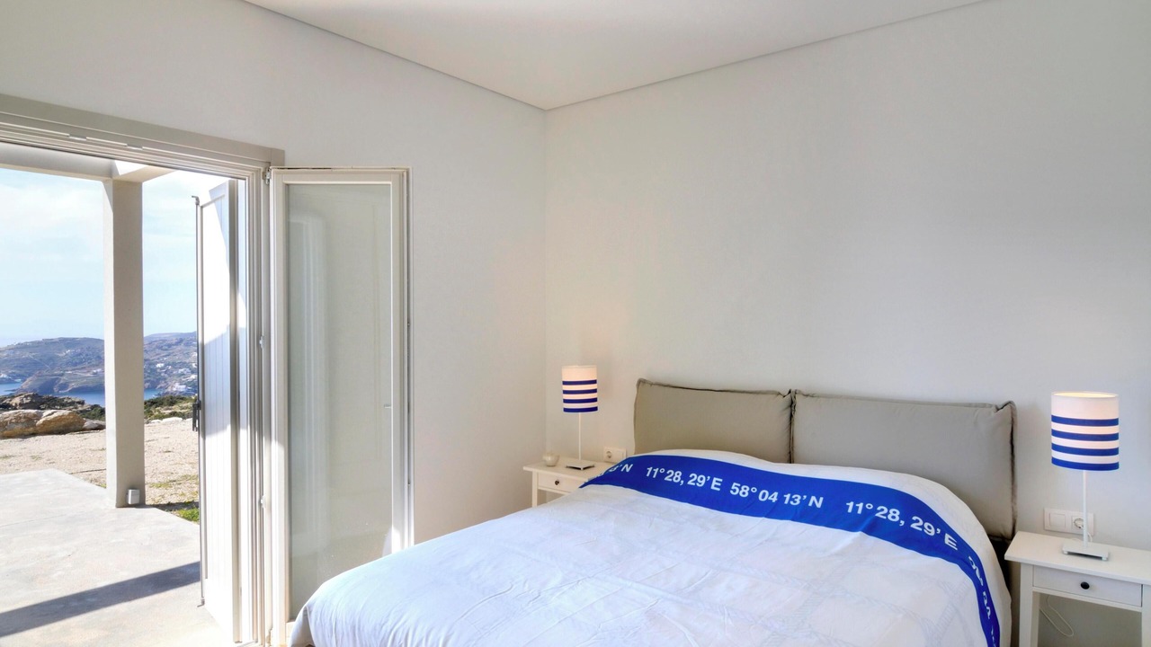 Photo of Bedroom in Milopotas