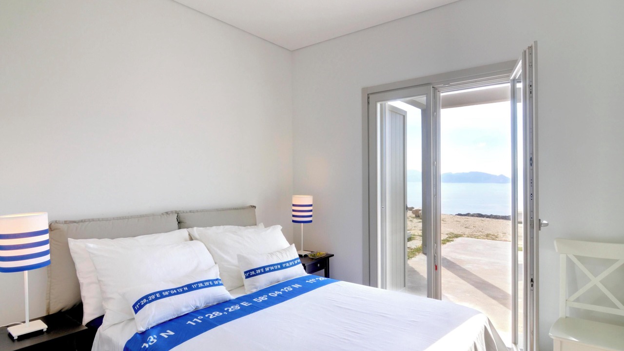 Photo of Bedroom in Milopotas