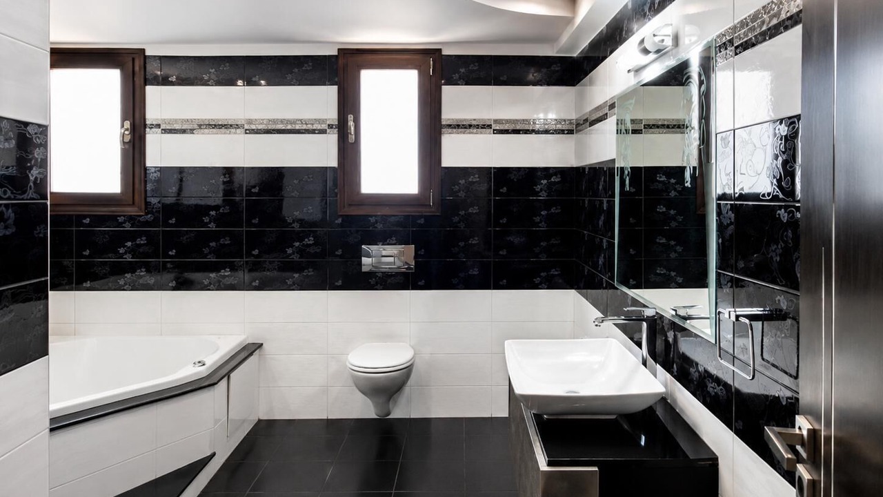 Photo of Bathroom in Petaloudes
