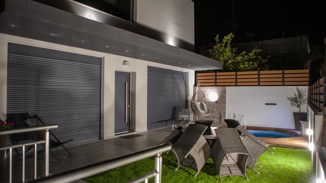 Photo of Patio Balcony in Gouvai