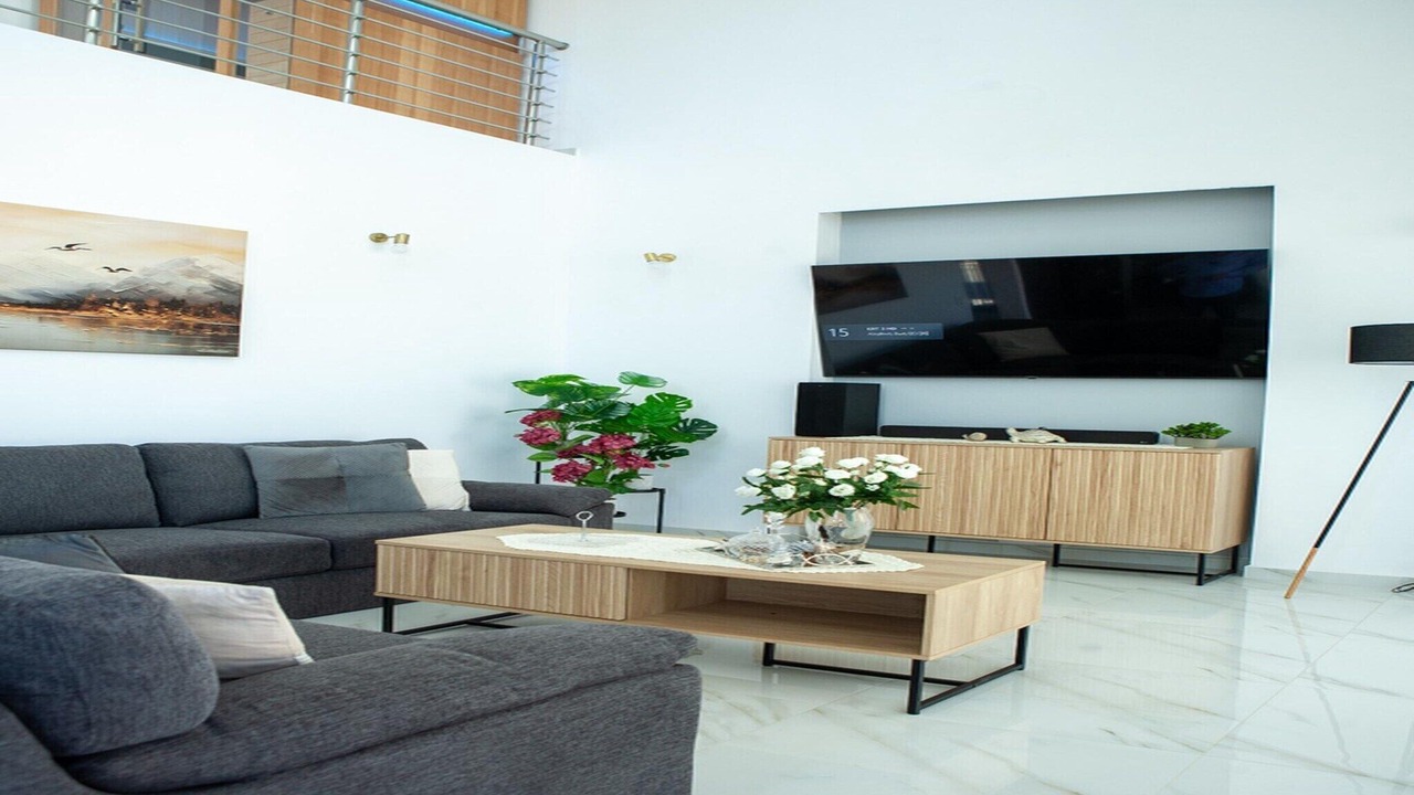 Photo of Livingroom in Gouvai