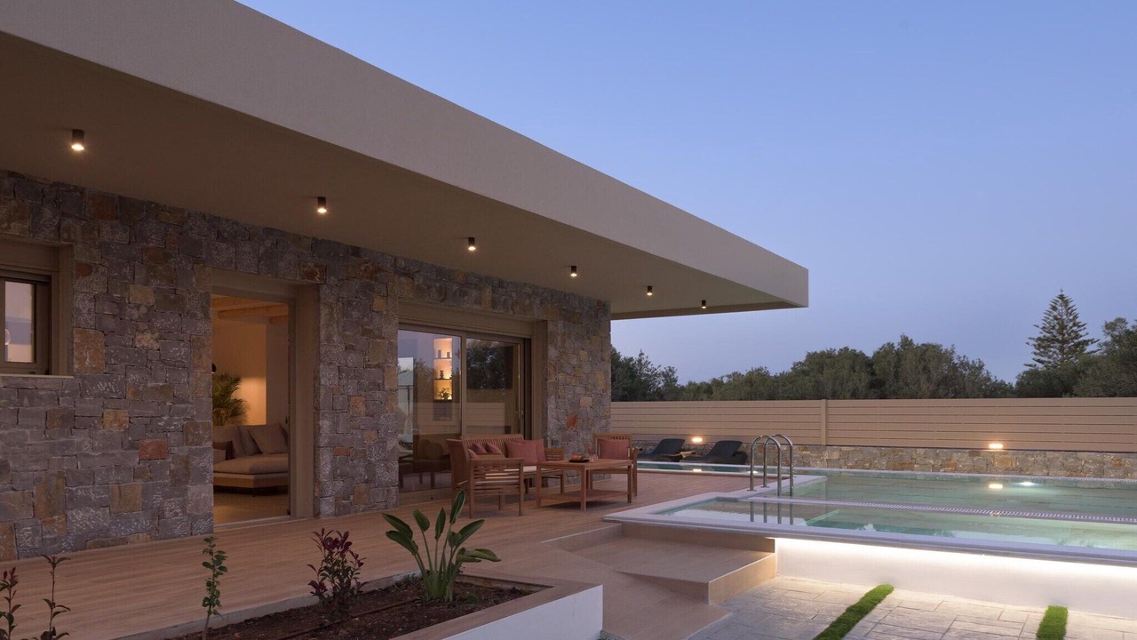 Photo of Outdoor in Gouvai