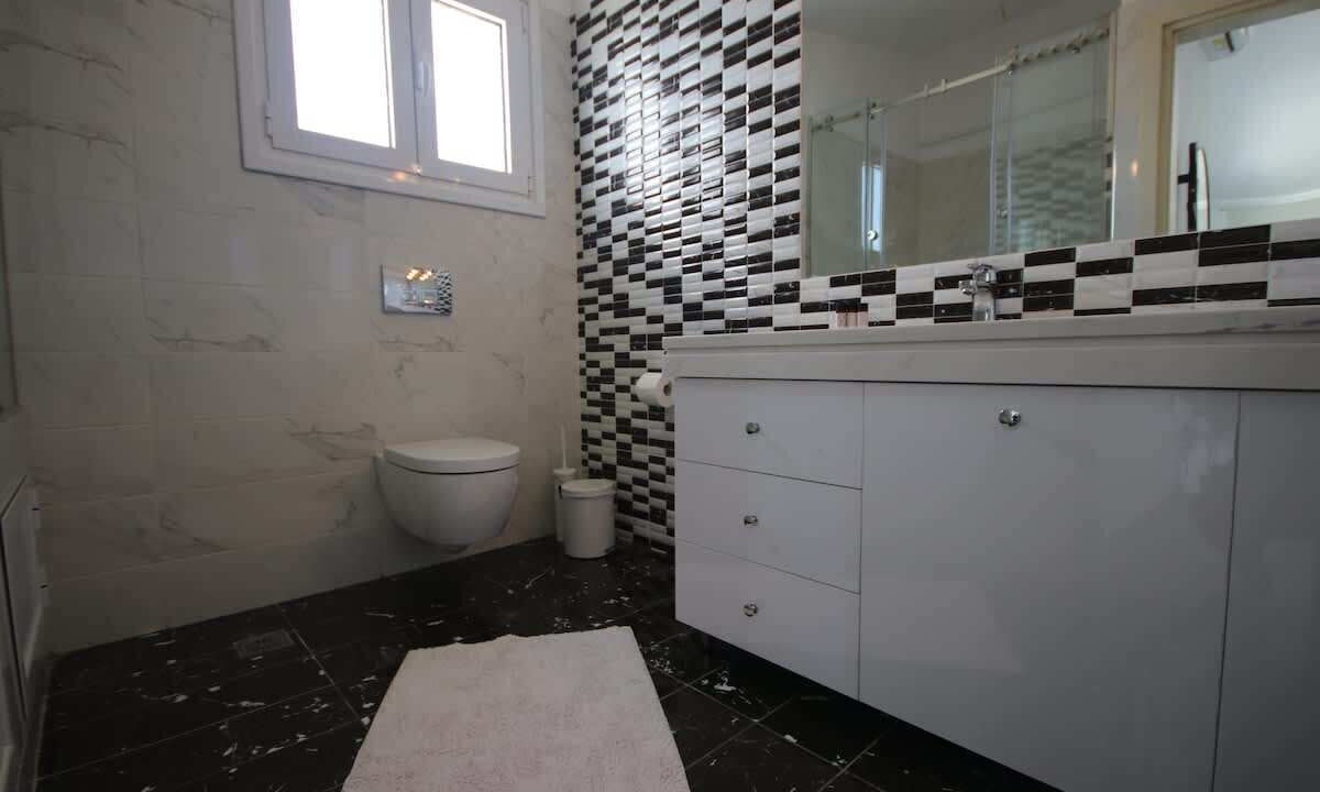 Photo of Bathroom in Himare