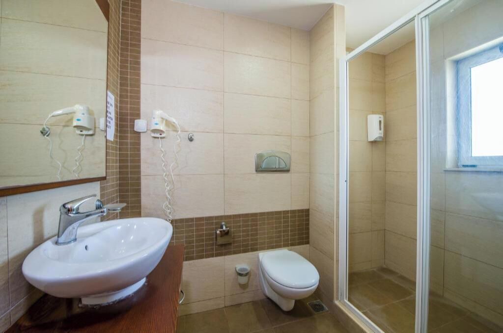 Photo of Bathroom in Maleme