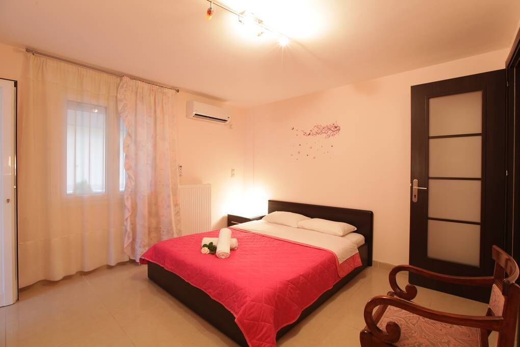 Photo of Bedroom in Aliverion