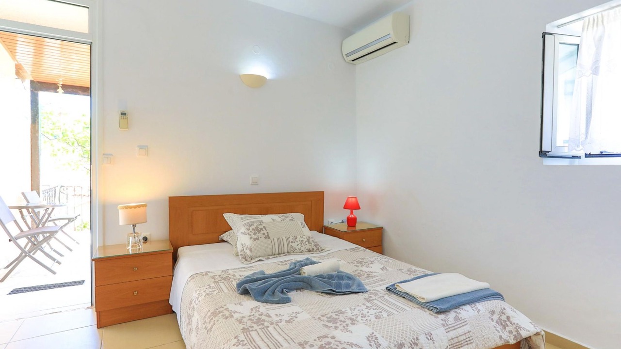 Photo of Bedroom in Katavolos