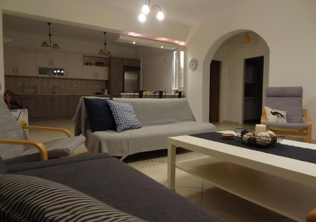 Photo of Livingroom in Aegiali
