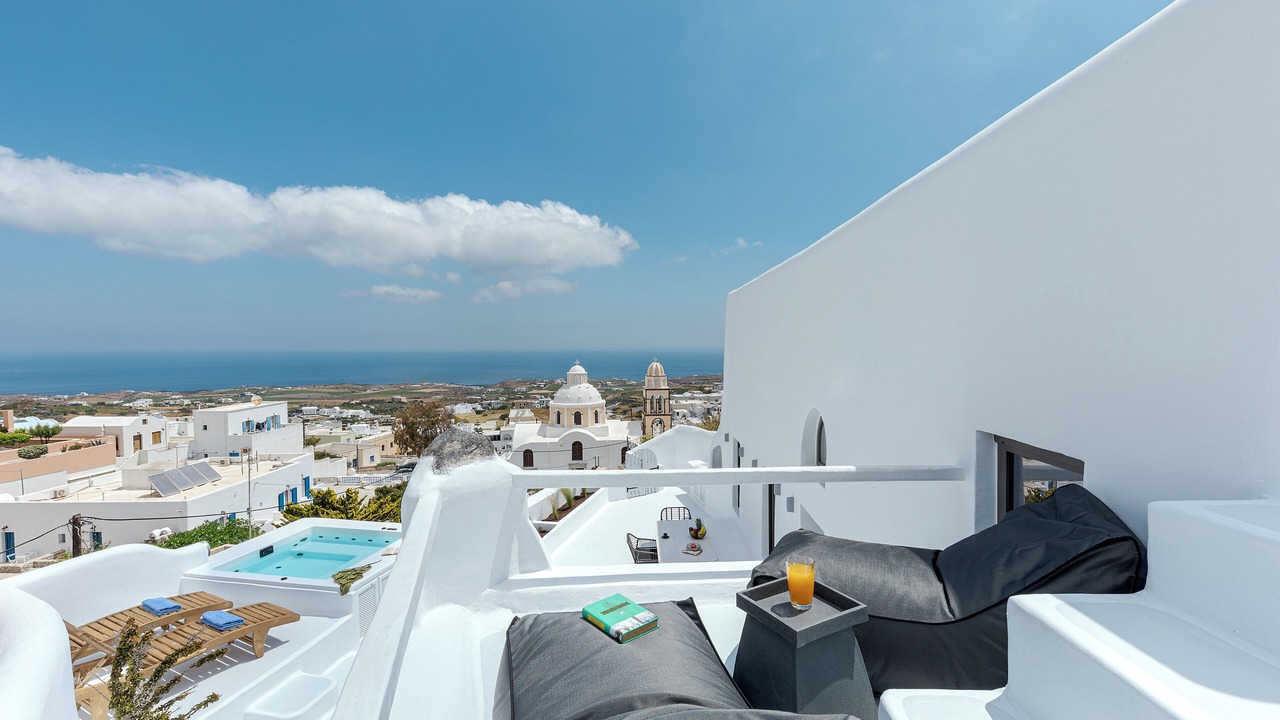 Photo of Outdoor in Fira