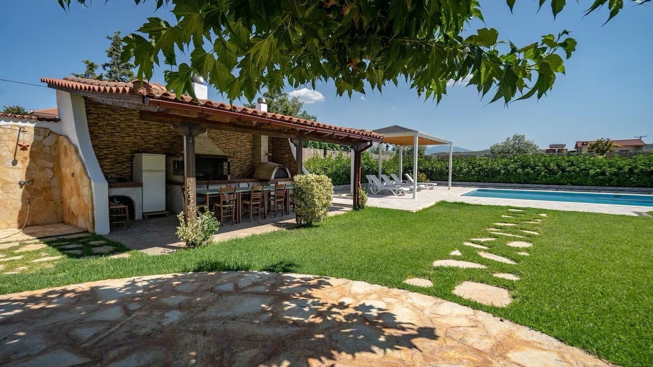 Photo of Outdoor in Tanagra