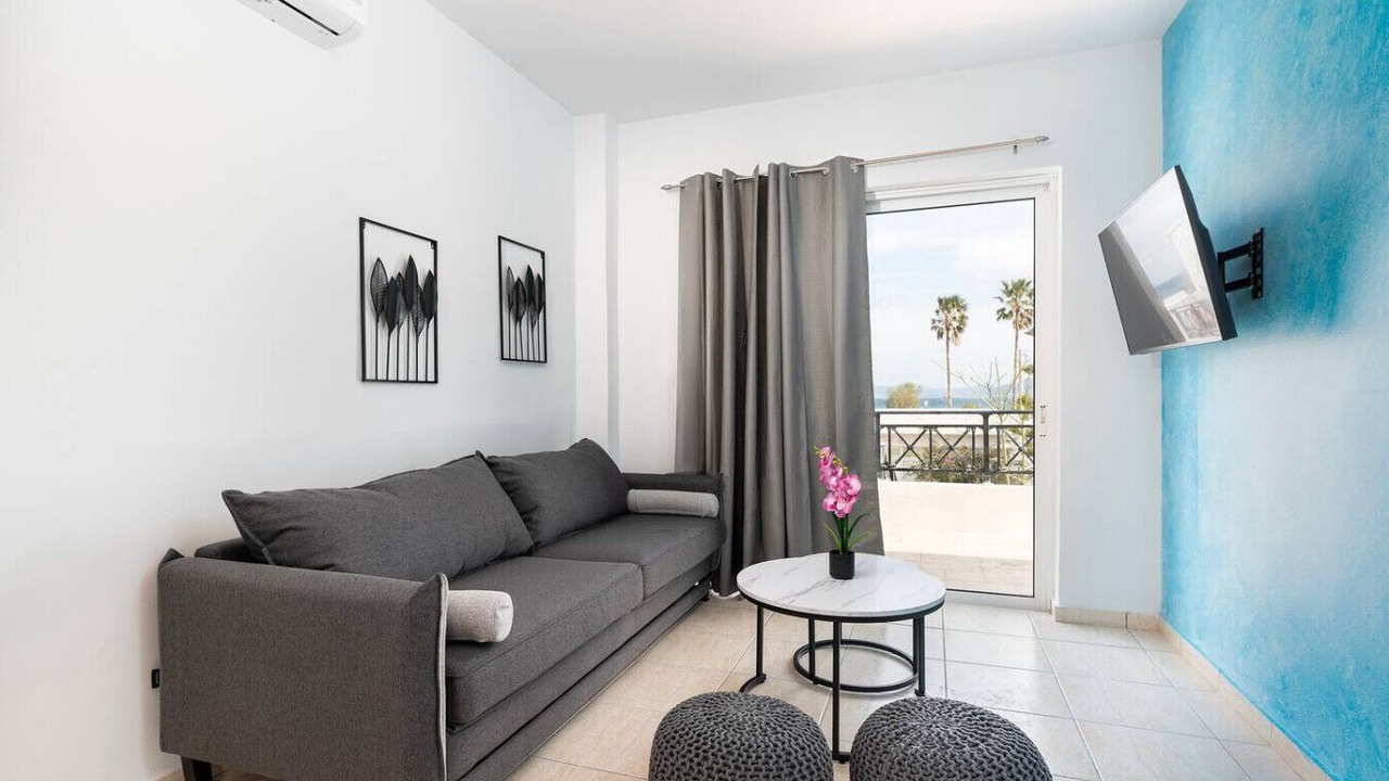 Photo of Livingroom in Tingaki