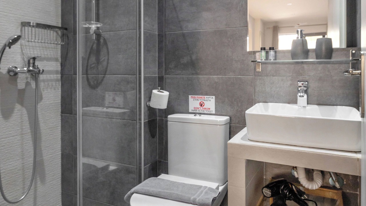 Photo of Bathroom in Ilisia