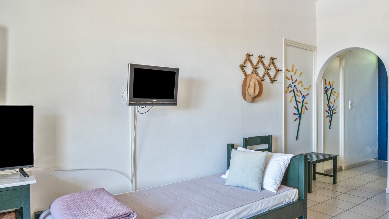 Photo of Bedroom in Tholaria