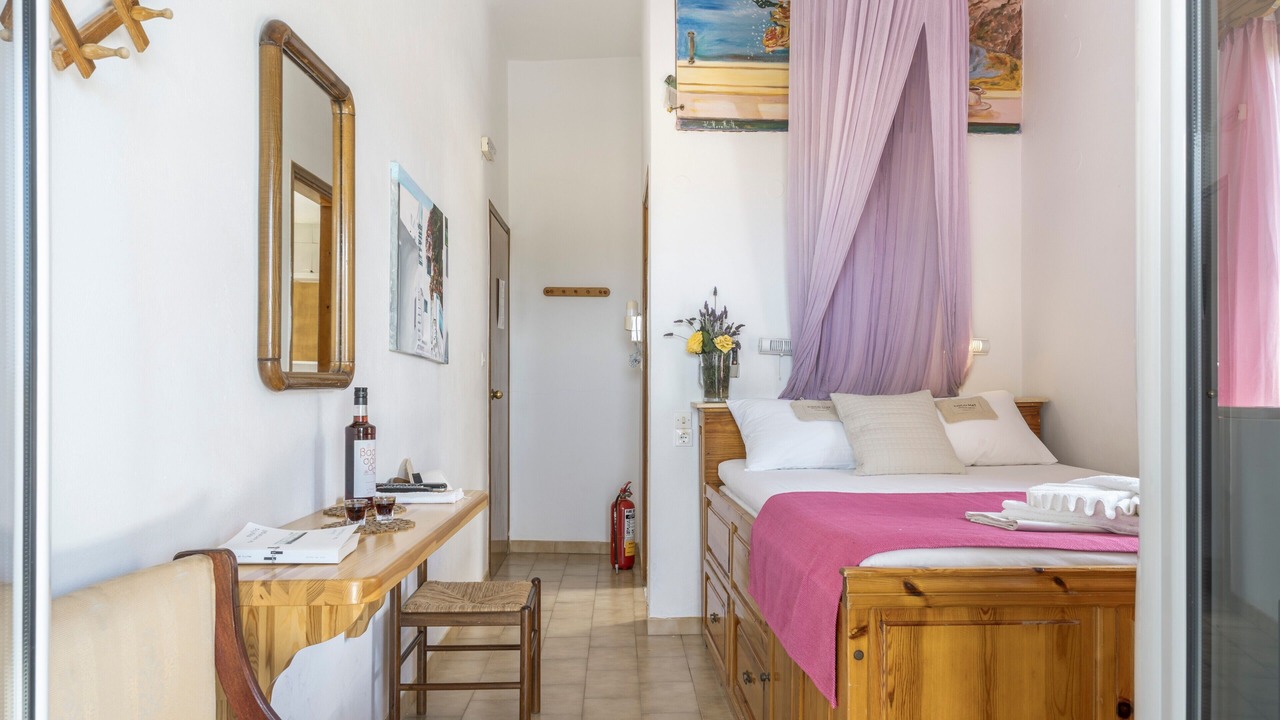 Photo of Bedroom in Aegiali