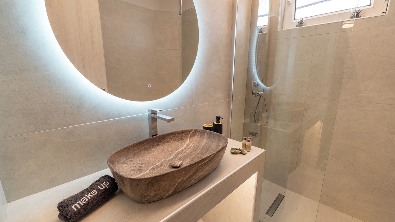 Photo of Bathroom in Loutra Oraias Elenis