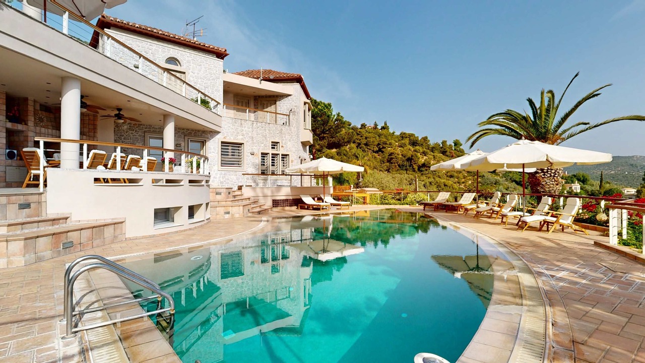 Photo of Outdoor in Melissopetra
